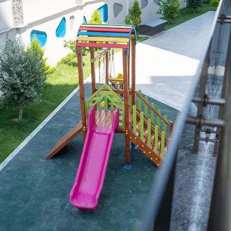 Lejlighed Kleopatra Twin Towers A-13 *